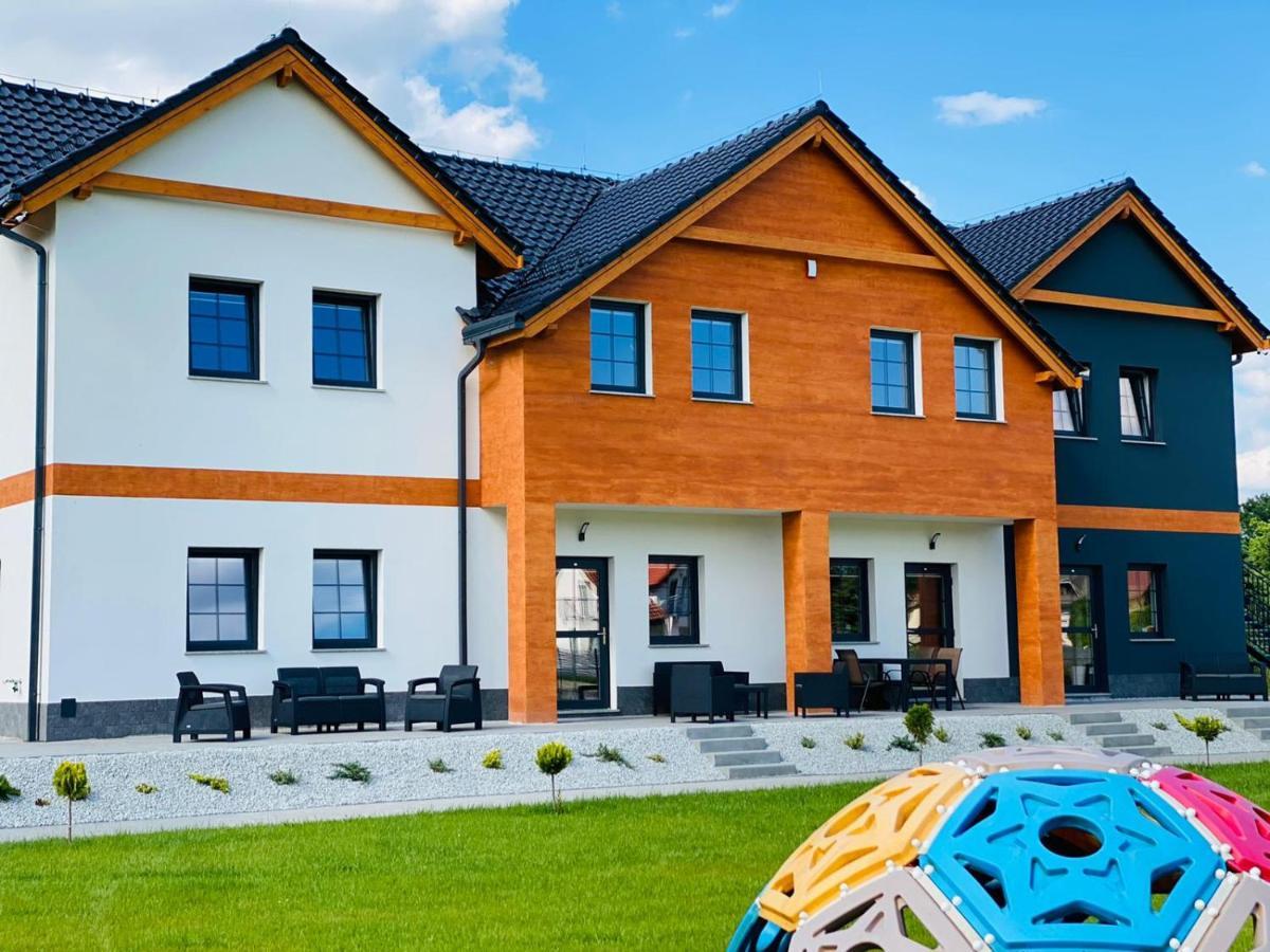 Wonder Home - Apartamenty Halo Karkonosze Z Ogrodem, Sezonowym Basenem, Placem Zabaw I Widokiem Na Sniezke - Zlokalizowane Blisko Karpacza Myslakowice Exterior photo